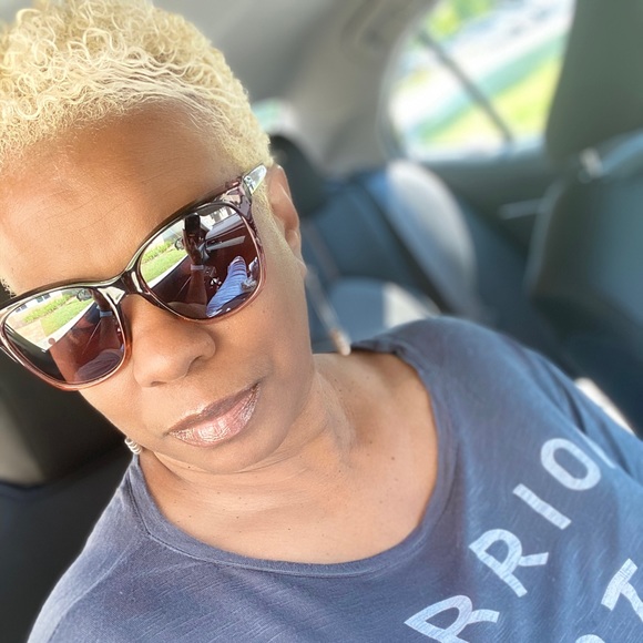 Meet your Posher, Wanda - Picture 6 of 6